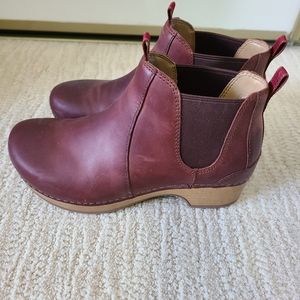 Dansko Becka size 36.